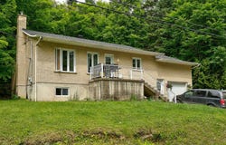 17 Ch. de la Montagne, Brownsburg-Chatham, QC J8G 3B4