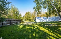 112 Lakeshore Road W, Oro-Medonte, ON L0L 2E0