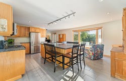 2013Z 2015Z Ch. du Lac, North Hatley, QC J0B 2C0