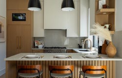 356 E 40th Avenue 2, Vancouver, BC V5W 1L9