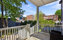 398 Av. Roslyn, Westmount, QC H3Z 2L6