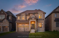 11 Cairns Gate, King, ON L7B 0P5