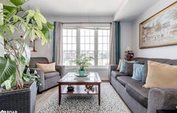 246 Penetanguishene Rd 6, Barrie, ON L4M 7C2