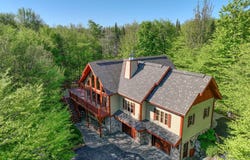 415 Ch. Jean-Paul-Riopelle, Mont-Tremblant, QC J8E 0B1