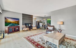 15041 Prospect Avenue 105, White Rock, BC V4B 2B5