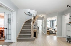 33 Etherington Crescent, Barrie, ON L4N 7T2