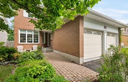 51 Emerald Meadows Drive, Kanata, ON K2M 2L5