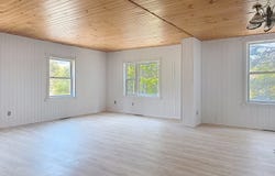 423 Ch. de Ste-Marguerite, Sainte-Marguerite-du-Lac-Masson, QC J0T 1L0