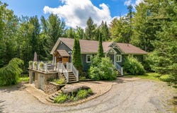 2 Rue des Colibris, Lac-Brome, QC J0E 1R0