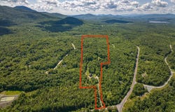 14 Ch. des Normand, Eastman, QC J0E 1P0