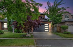 569 Phoebe Crescent, Burlington, ON L7L 6H7
