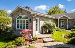 184 Boul. Leclerc O., Granby, QC J2G 1T5