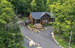 1230 Rue du Valais, Sainte-Adèle, QC J8B 1Y5