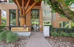 139 W 22nd Street 304, North Vancouver, BC V7M 0B5
