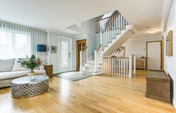 3 Rue Bertrand, Laval (Sainte-Rose), QC H7L 3G6