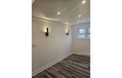 339 Av. Victoria 7, Westmount, QC H3Z 2N1