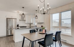 350 Boul. des Cépages 403, Laval (Duvernay), QC H7A 0K1