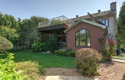 870 Rue Renoir, Brossard, QC J4X 2H4