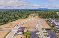 740 Salmonberry St, Campbell River, BC V9H 0G1