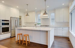 106 Av. St-Andrew, Beaconsfield, QC H9W 4Y6