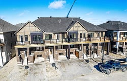 328 Catsfoot Walk, Barrhaven, ON K2J 7G7