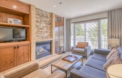 150 Ch. du Curé-Deslauriers 213, Mont-Tremblant, QC J8E 1C9