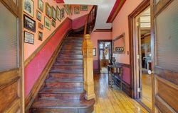 2069 2071 Rue St-Hubert, Montréal (Ville-Marie), QC H2L 3Z6