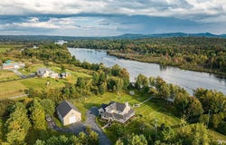 996 Ch. Bolduc, Magog, QC J1X 3W5