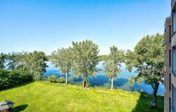 8200 Boul. St-Laurent 503, Brossard, QC J4X 2X6
