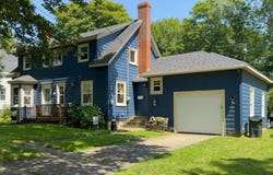 11 Highland Avenue, Yarmouth, NS B5A 2A3