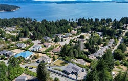 667 Noowick Rd, Mill Bay, BC V8H 1G5