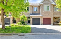 502 Woodchase Street, Kanata, ON K2W 1J4