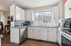 7216 Silvermead Road NW, Calgary, AB T3B 3V2