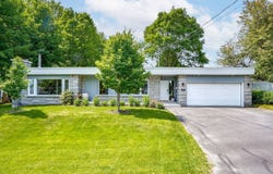 825 112e Rue, Saint-Georges, QC G5Y 1J6