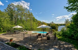 1087 Ch. Dunant, Sainte-Anne-des-Lacs, QC J0R 1B0