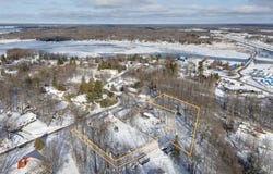 241 Mountain Avenue, Tay, ON L0K 1R0