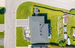 8 Roselawn Court, South of Baseline to Knoxdale, ON K2G 4J2