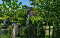 70 Rue Champêtre, Saint-Hippolyte, QC J8A 3R3