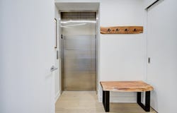 1 Boul. De Maisonneuve O. 1802, Montréal (Ville-Marie), QC H2X 0E3