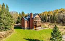 15 Ch. des Épervières, Saint-Sauveur, QC J0R 1R7