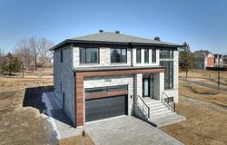 3900 Rue Coallier, Brossard, QC J4Y 0A4