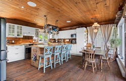 310 Ch. du Lac-des-Chats, Saint-Sauveur, QC J0R 1R1