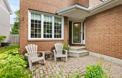 51 Emerald Meadows Drive, Kanata, ON K2M 2L5