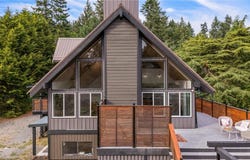 1975 Clamshell Dr, Gabriola Island, BC V0R 1X6