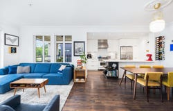 168 E 35th Avenue 302, Vancouver, BC V5W 1A6