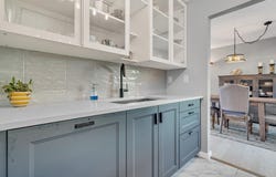 15041 Prospect Avenue 105, White Rock, BC V4B 2B5