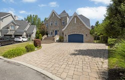 103 Place des Dunes, Bois-des-Filion, QC J6Z 4V9