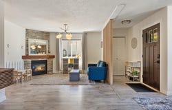1273 Noel Ave, Comox, BC V9N 4A3