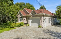 589 Ch. Biron, Ascot Corner, QC J0B 1A0