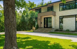 84 Av. Fieldfare, Beaconsfield, QC H9W 4W6
